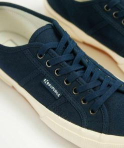 Chateauwear.shop64ab552fb7 2